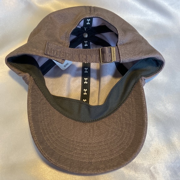 UNDER ARMOUR JACQUARD PLAY UP BASEBALL CAP - Picture 4 of 5